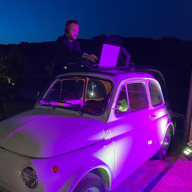 Fiat 500 DJ Booth - Conti di San Bonifacioq